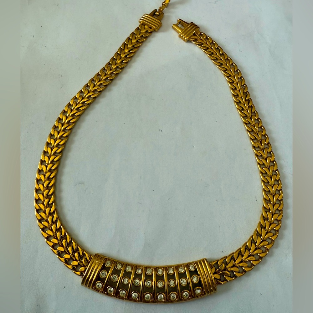 SWAROVSKI Crystal Wide Chunky Necklace